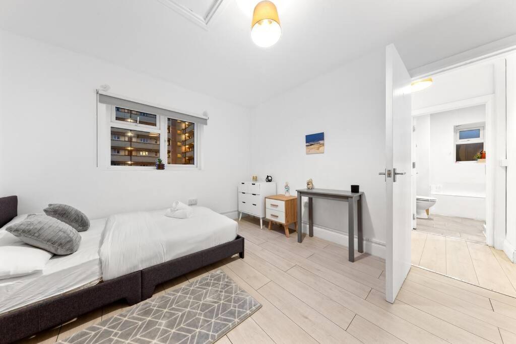 Holiday Home Near Kings Cross Sleep 12 Sp7 ロンドン エクステリア 写真
