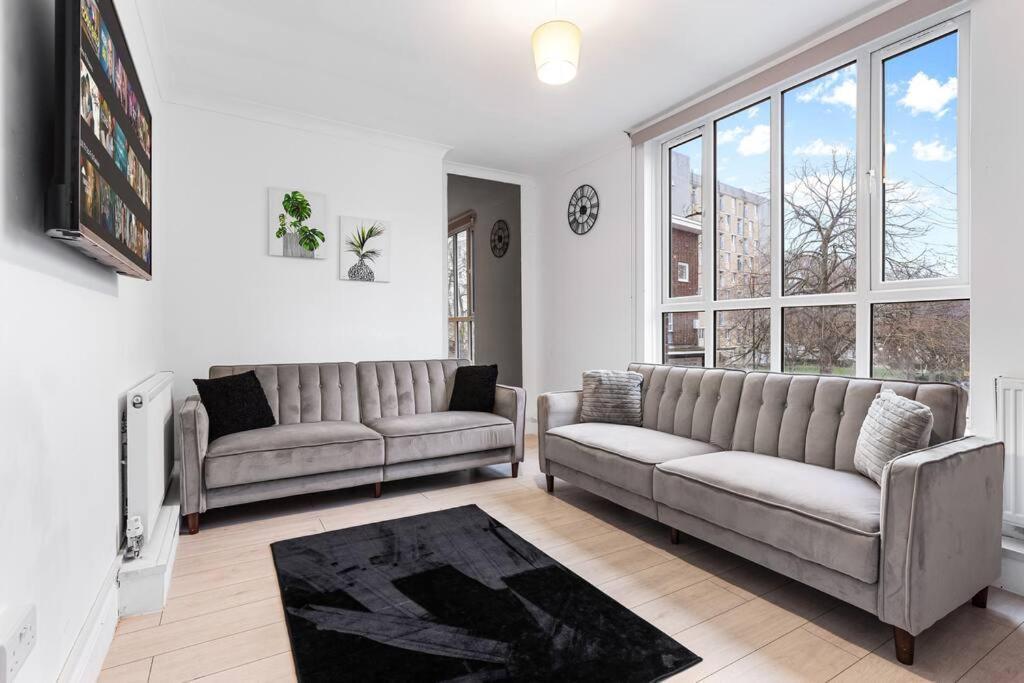 Holiday Home Near Kings Cross Sleep 12 Sp7 ロンドン エクステリア 写真